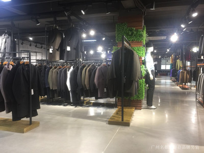 物美價廉之品牌服裝尾貨的服裝批發策略