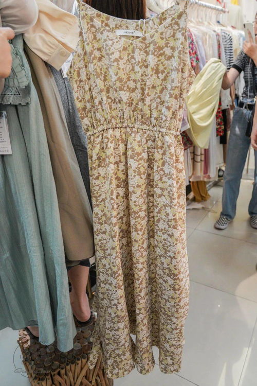 年中清倉！服裝批發城熱賣進行時，10元起500元一麻袋